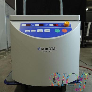 KUBOTA 2800 Benchtop Refrigerated Centrifuge with RS-240 Rotor-cover