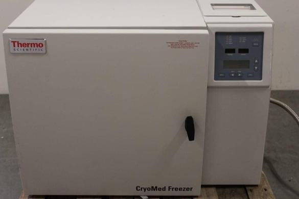 Thermo CryoMed 7451 Controlled-Rate Freezer-cover