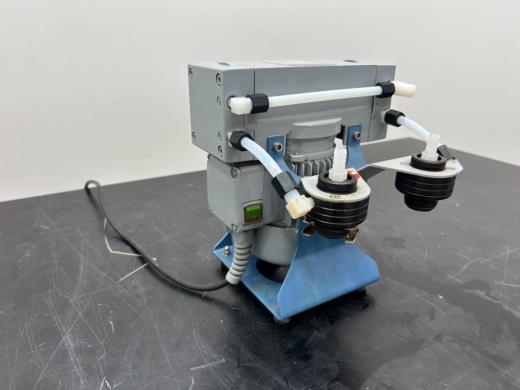 Vacuubrand MZ 2C + 2AK Chemistry Vacuum Pump with Dual Accessory Modules-cover