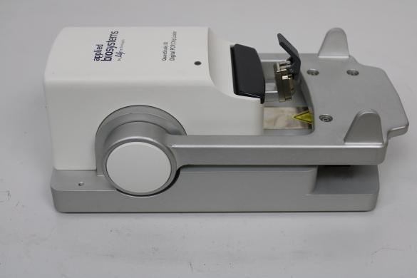 ABI QuantStudio 3D Digital PCR Chip Loader Model 4482592-cover