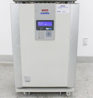 Sanyo MCO-19AIC UV CO2 Incubator, 170L, Ambient+5°C to 50°C Temperature Control-cover