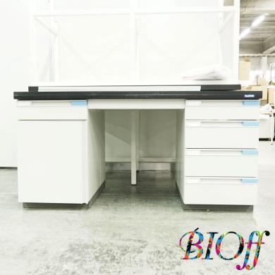Dalton Laboratory Workbench 8324-cover
