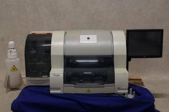 bioMérieux NucliSENS easyMAG Automated Total Nucleic Acid Extraction System