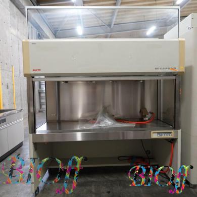 SANYO MCV-B161F Biological Clean Bench with HEPA Filtration-cover