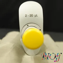 Eppendorf Research Adjustable Micropipette 2–20 µL, 3 of 3