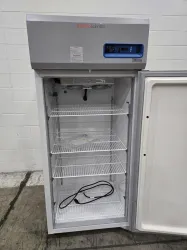 Thermo Scientific TSX3030FA Ultra-Low Temperature Laboratory Freezer -15°C to -35°C with V-Drive Energy Saving, 4 of 5