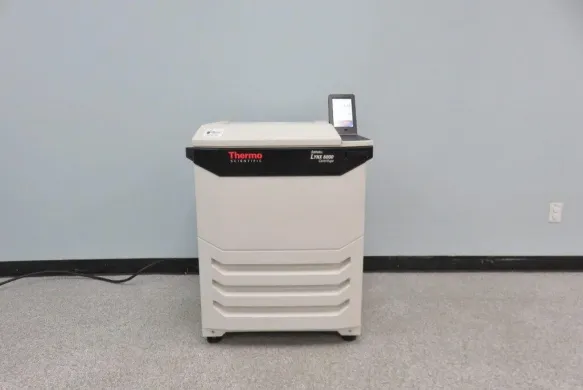 Thermo Scientific Sorvall LYNX 6000 Refrigerated Superspeed Floor Centrifuge with Carbon Fiber Rotors