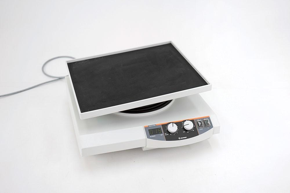 Heidolph Polymax 2040 Platform Rocking Shaker, 5° Tilt, 2.5–50 rpm