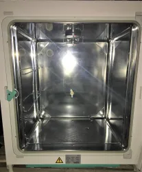 Heraeus HERAcell 240 CO2 Incubator (8.4 Cu-Ft), 3 of 21