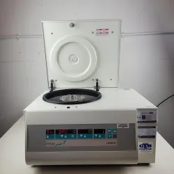 Thermo Scientific Heraeus Biofuge Primo R Centrifuge, 2 of 7