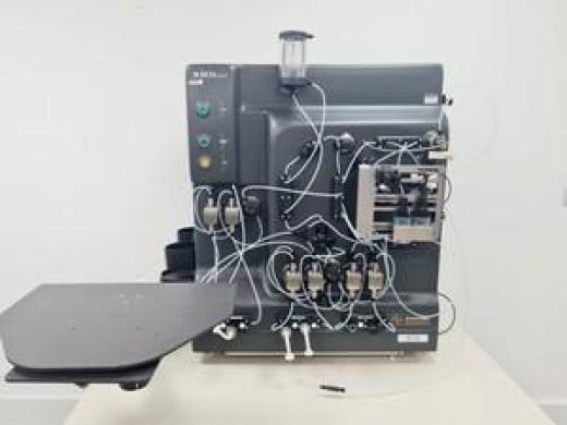 Amersham Biosciences AKTA Pilot Liquid Chromatography System Lab-cover