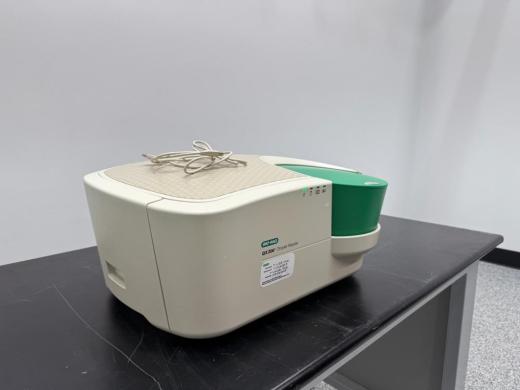 Bio-Rad QX200 Droplet Reader-cover