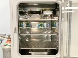 VWR Symphony Double Stacked Water Jacketed CO2 Incubators for Cell Culture, 6 of 19