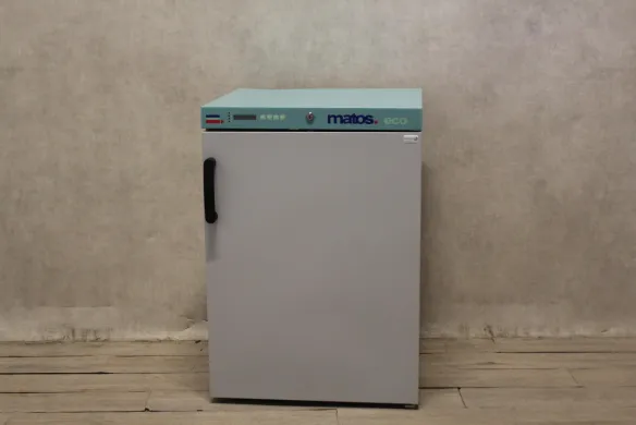 Matos ECO 68 R Laboratory Refrigerator with Precise Temperature Control