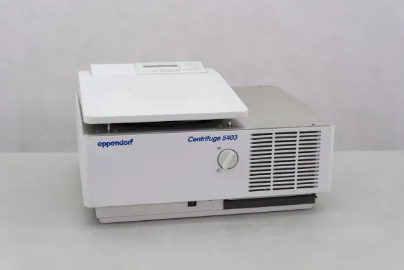 Eppendorf 5403 Benchtop Centrifuge with Brushless Rotor and Variable Timer