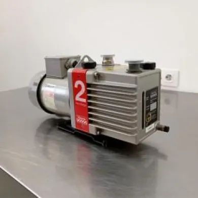 Edwards E2M2 Two-Stage Oil Rotary Vane Vacuum Pump 1.6 m³/h, 2 x 10⁻³ mbar