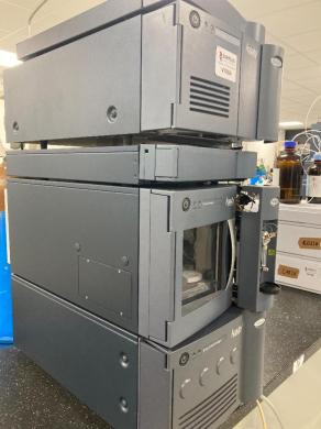 Waters Acquity Ultra-Performance Liquid Chromatography System with PDA Detection-cover