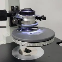 Olympus IX70 Inverted Microscope with HMC Hoffman Modulation Contrast, 5 of 6