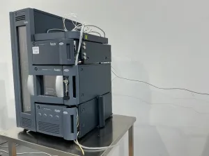 Waters Acquity HPLC, 2 of 4