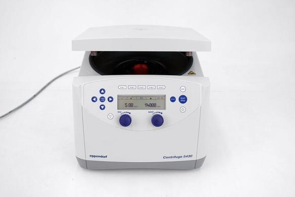 Eppendorf 5430 Benchtop Centrifuge with FA-45-30-11 Rotor, 30 × 1.5/2 mL-cover