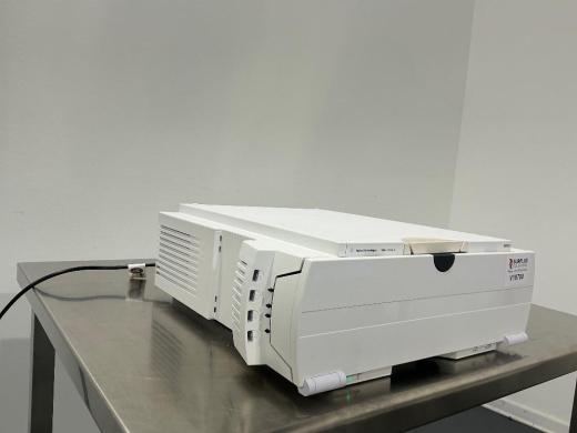 Agilent 1260 Infinity II Multicolumn Thermostat Module G7116A for HPLC Systems-cover