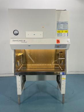 Baker SterilGARD III Advance 4' Class II Biosafety Cabinet for Containment and Sterile Work-cover
