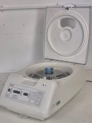 Thermo Scientific Cytospin 4 Cytocentrifuge for Thin-Layer Cell Preparation, 4 of 9