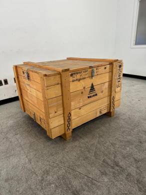 SKAN Catalyst Isolator Chamber Model 10A-15-034 for Aseptic Catalyst Handling-cover