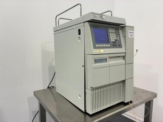 Waters Alliance 2695 HPLC Separations Module with Integrated Autosampler and Column Compartment-cover