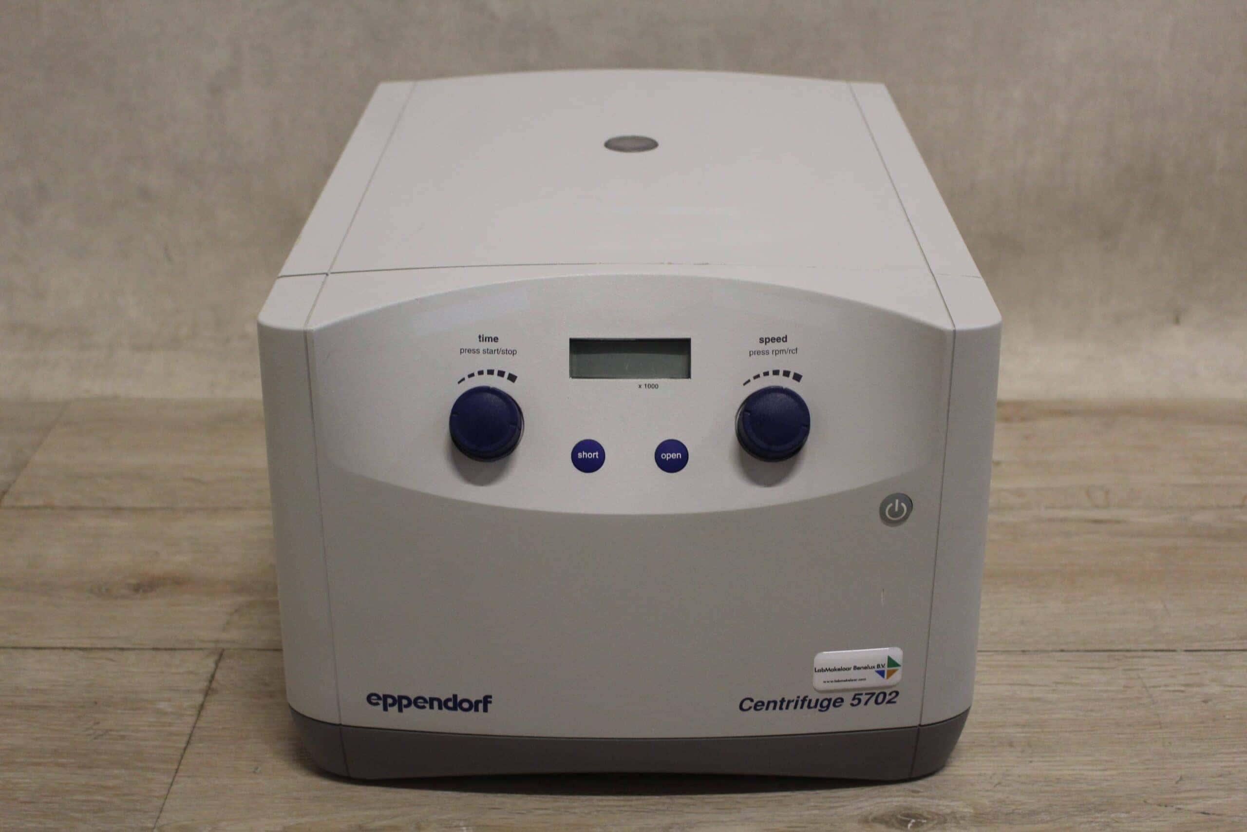 Eppendorf 5702 General Purpose Centrifuge