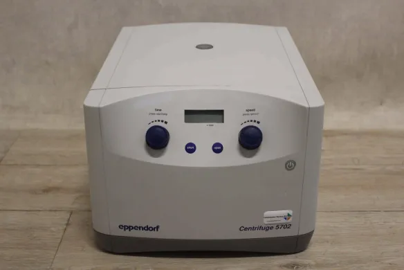 Eppendorf 5702 General Purpose Centrifuge