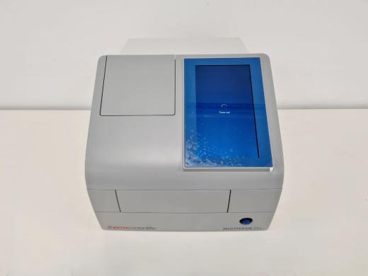 Thermo Scientific Multiskan Sky 1530 Touch Microplate Spectrophotometer Lab-cover