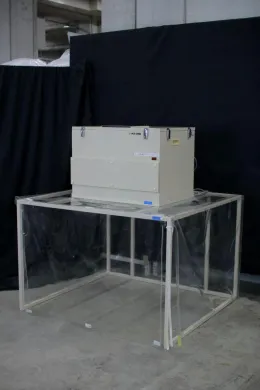 AS ONE Custom Ozone-Free Booth W1200×D1100×H800mm Model 4678