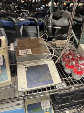 Mettler Toledo XPE8002S Precision Digital Laboratory Balance-cover