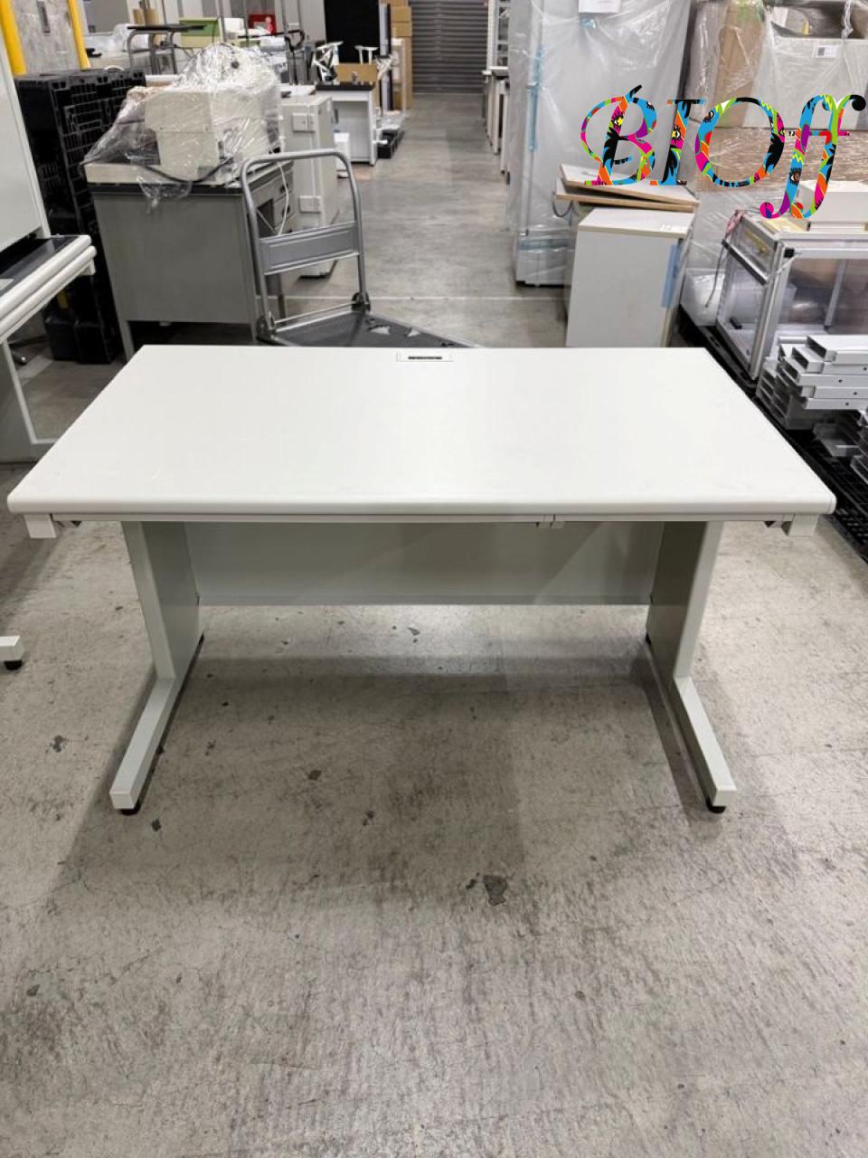Used Office Desk 9187, 120 × 70 × 70 cm