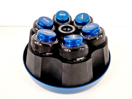 Beckman Coulter JLA-10.500 Rotor with 6 Expired Biological Safety Canisters-cover