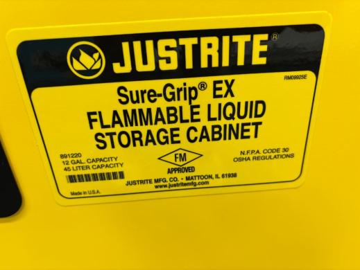 JustRite 12 Gallon Flammable Liquid Storage Cabinet-cover