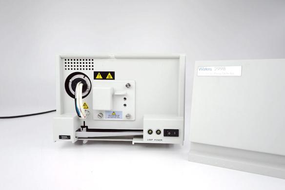 Waters 2998 Photodiode Array (PDA) HPLC Detector 186002998-cover