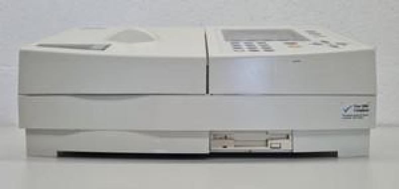 Unicam Helios Alpha Spectrophotometer Lab-cover