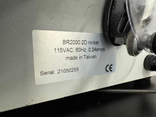 Benchmark BenchRocker BR2000 2D Platform Rocker for Gentle Laboratory Mixing-cover