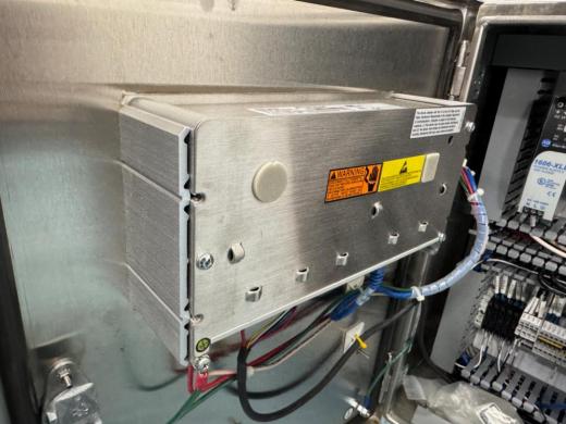 Holloway America 79L M3 Stainless Steel Mobile Retentate Tank with Integrated Control Panel-cover