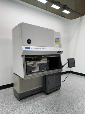 Beckman Coulter MoFlo Astrios EQS 4-Laser Flow Cytometer Cell Sorter Integrated in SterilGARD BSC