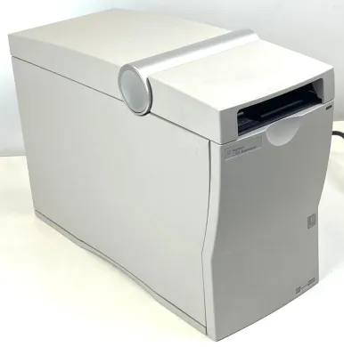 Agilent 2100 (G2938B) BioAnalyzer Microfluidic DNA Chip Reader for Nucleic Acid and Protein QC