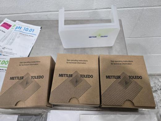 Mettler Toledo Seven Excellence Multiparameter pH/Conductivity Meter V4.2.2-cover