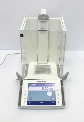 Mettler-Toledo XP205 Analytical Balance Precision Lab Scale 120V Tested-cover