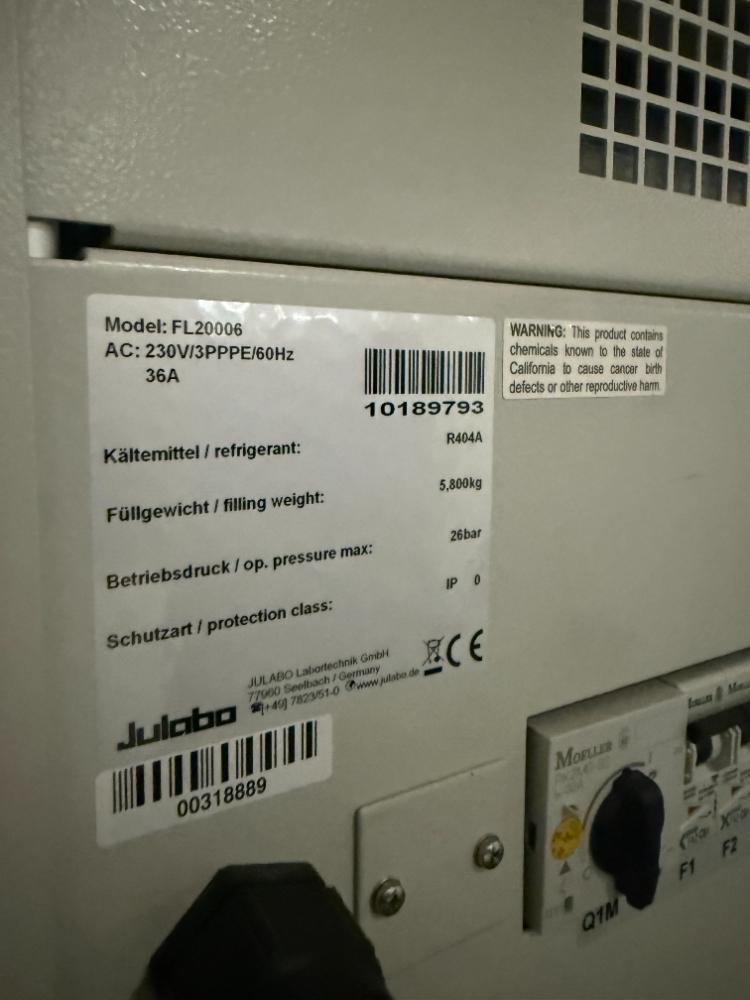 Julabo FL20006 Floor-Standing Recirculating Chiller for Laboratory Temperature Control