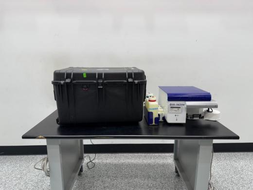 BD FACSVia Loader Assembly with Automated Sample Loading and Fluidics Control for Flow Cytometry-cover