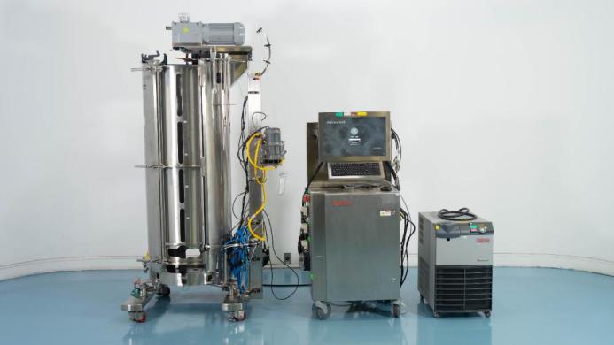 Thermo Scientific HyPerforma 300 L Single-Use Fermentor for Bioprocessing Applications-cover
