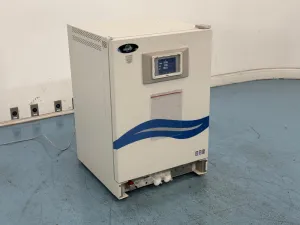 Nuaire NU-5820 CO2 Incubator for Controlled Cell Culture Environments, 2 of 4