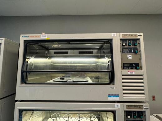 Kuhner ISF-1-W Triple Stack Incubator Shaker with Temperature Control-cover